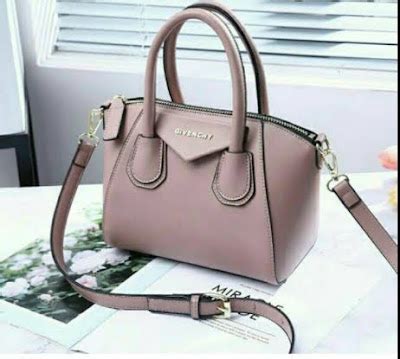 harga tas givenchy nightingale|givenchy tas original.